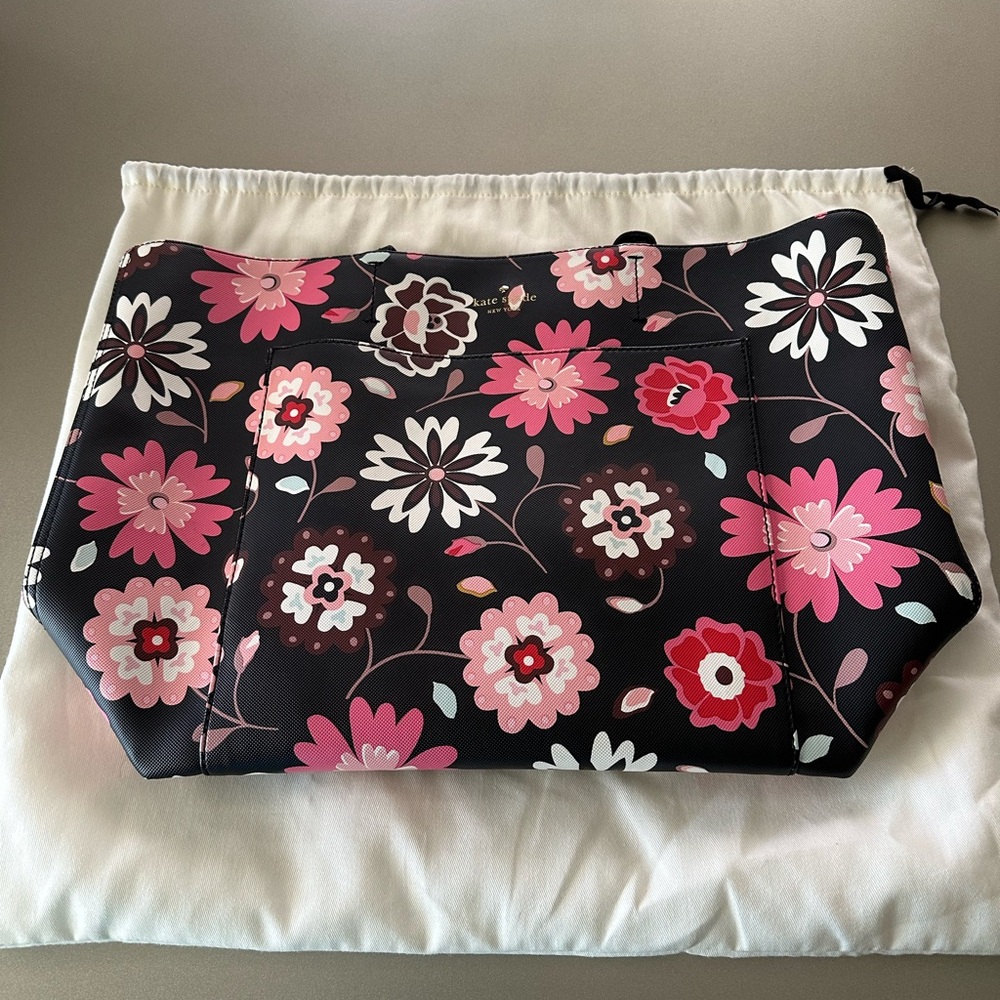Kate Spade Harding Street Casa Flora Riley tote